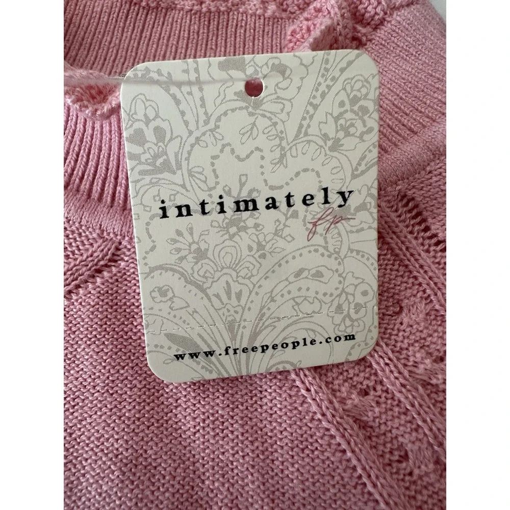 Free People Body Suit Women's‎ XS Pink Short Sleeve Mock Neck Knit Romantic New